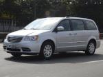 Chrysler Town & Country 2010 года